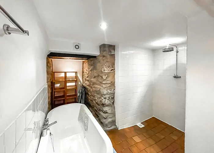 بيت للعطل The Old Bothy